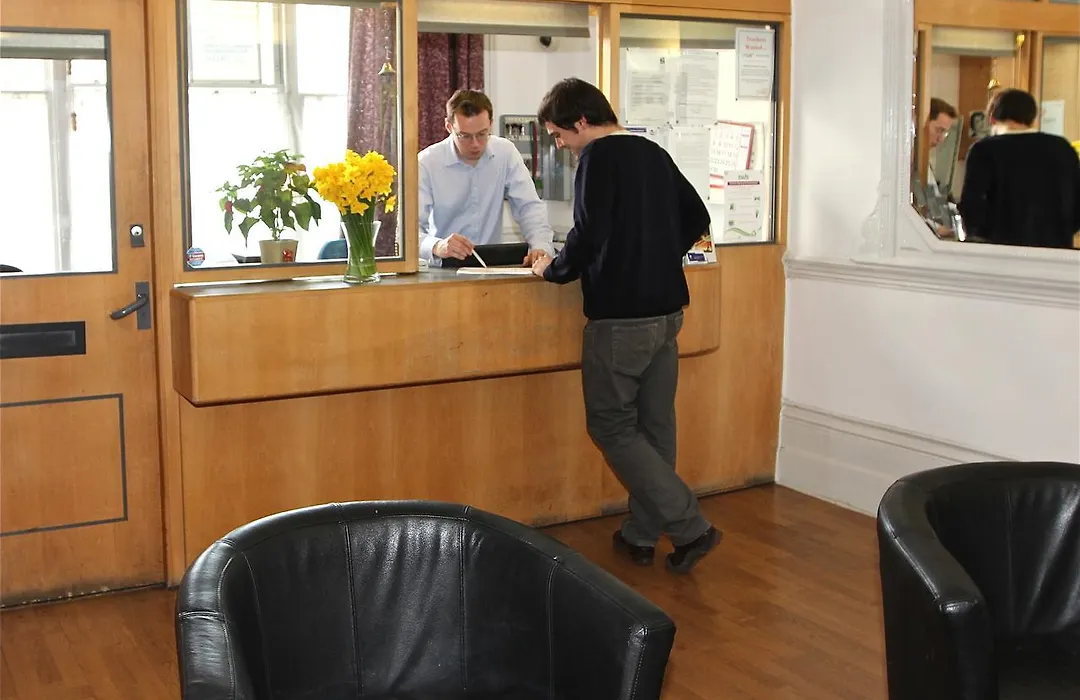 Leinster House (Bayswater)-1